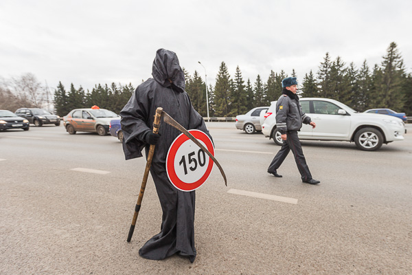 13.36.34_1394_default